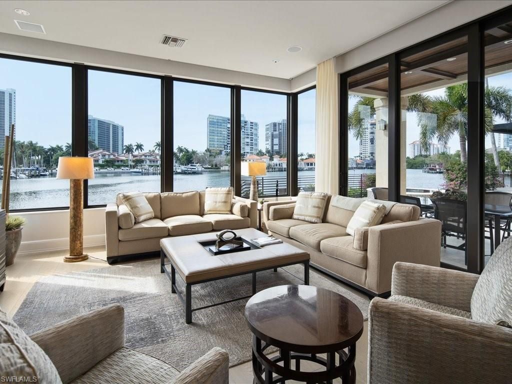 Interior, Living room, Recessed Lighting, Water
