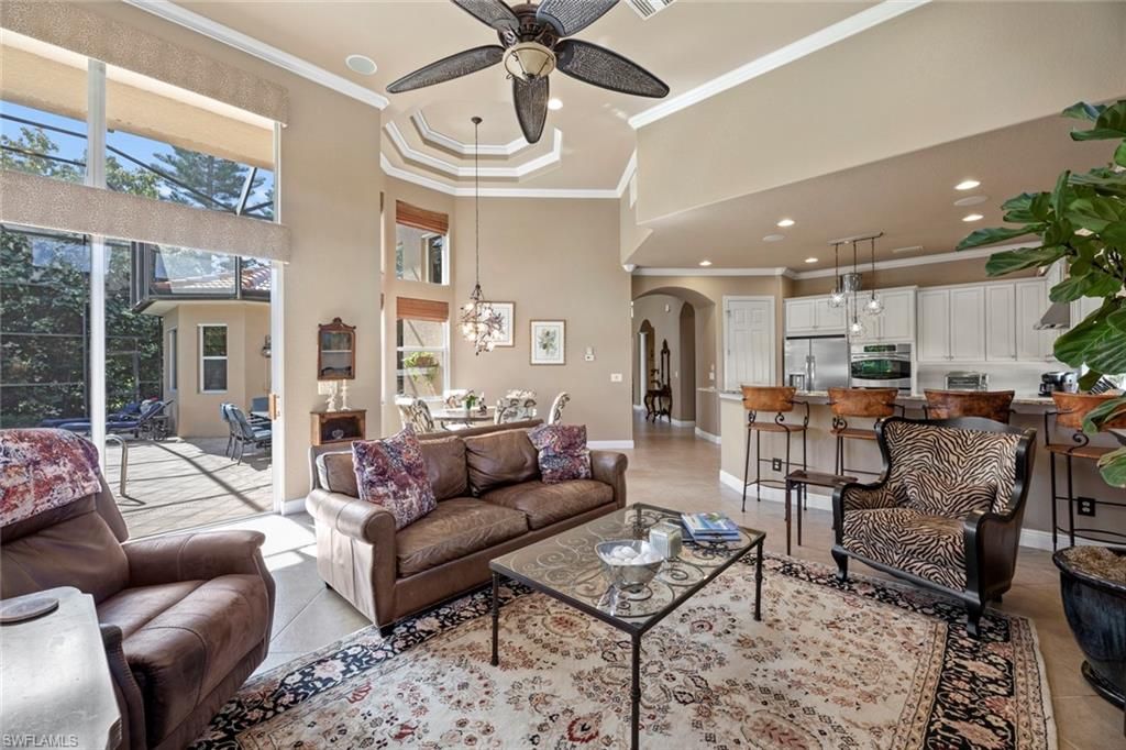 Chandelier, Dining room, Interior, Kitchen, Living room, Pendant Lights, Recessed Lighting, Stainless Steel Appliances