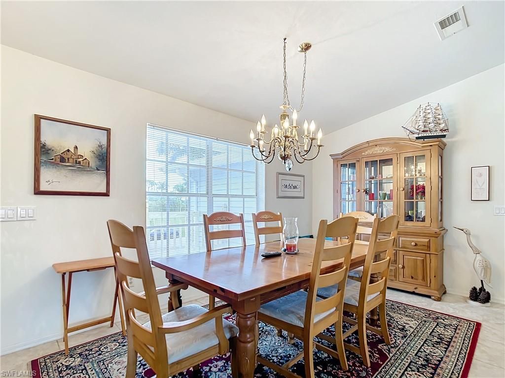 Chandelier, Dining room, Interior