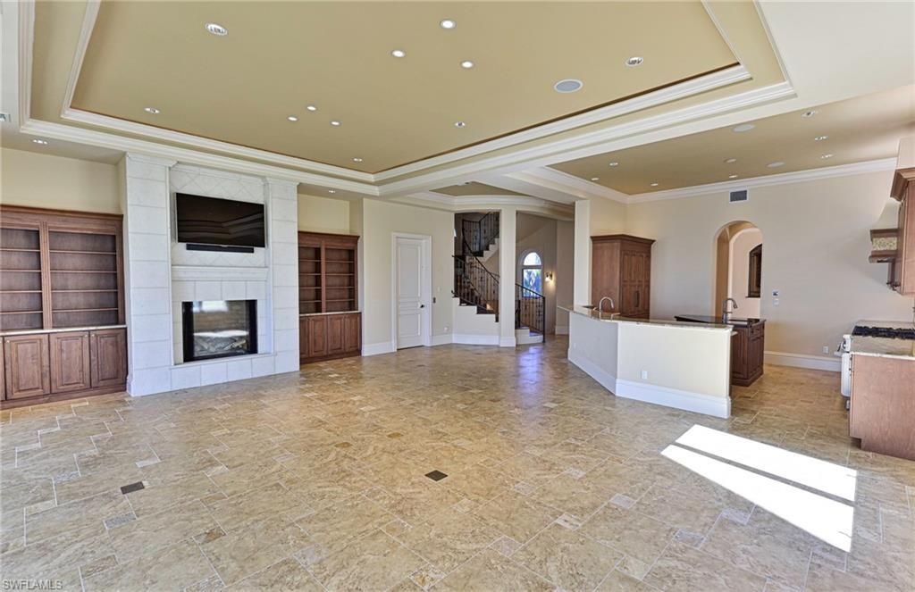 Fireplace, Interior, Recessed Lighting