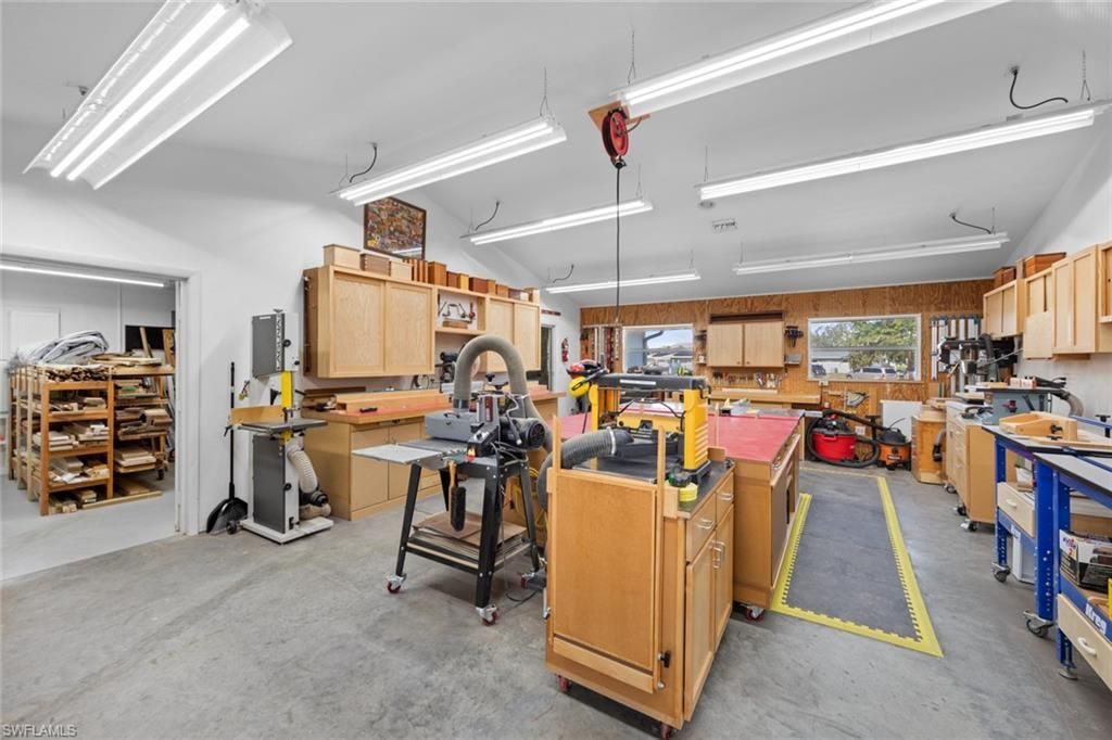 Garage, Interior, Kitchen