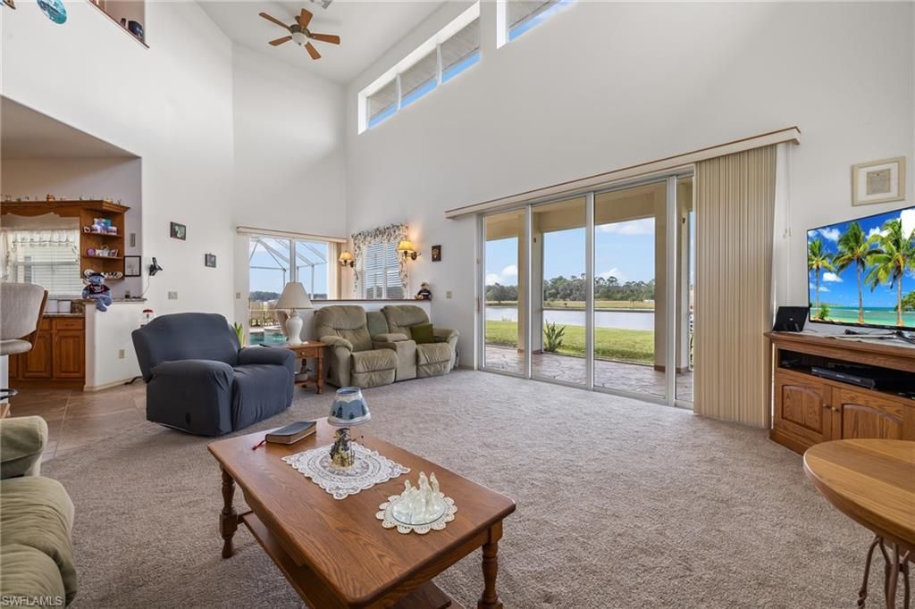 Interior, Living room, Water