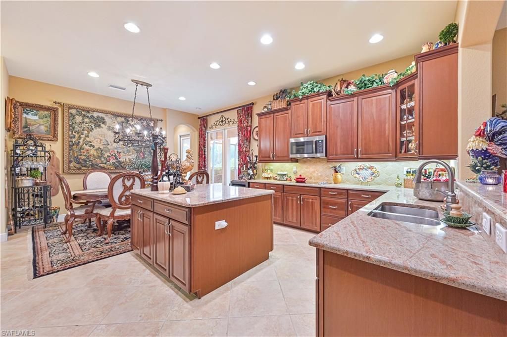 Dining room, Interior, Kitchen, Pendant Lights, Recessed Lighting