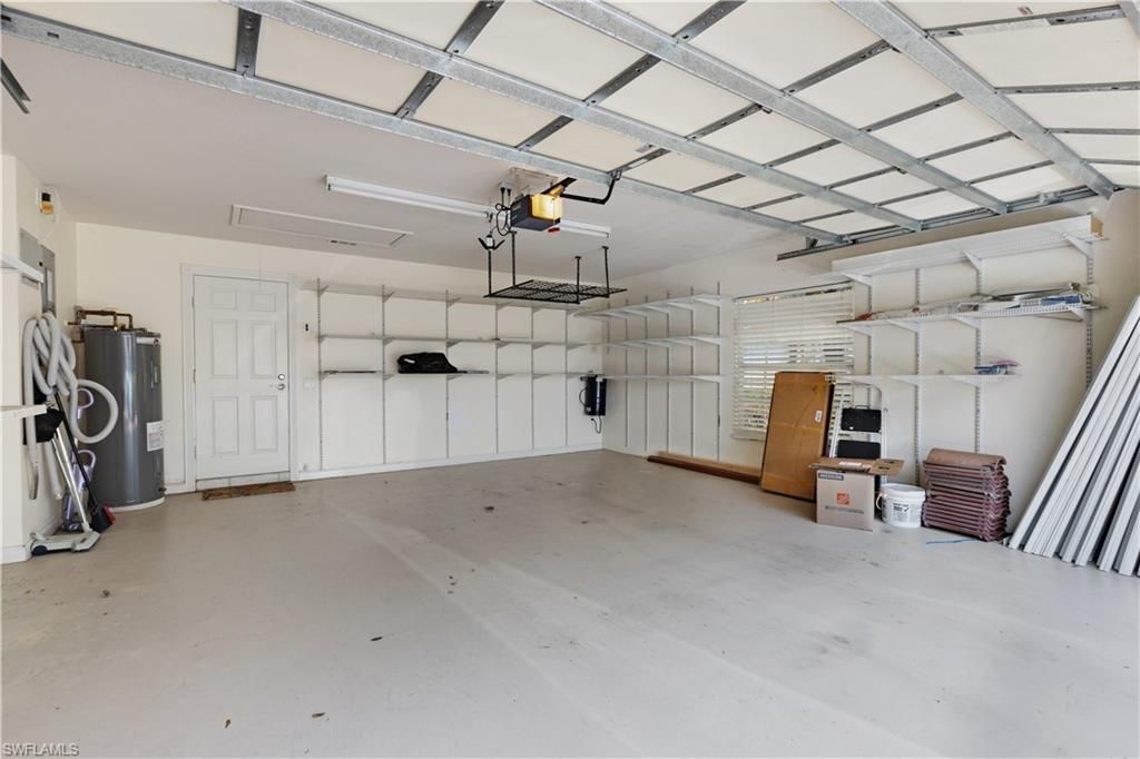 Garage, Interior