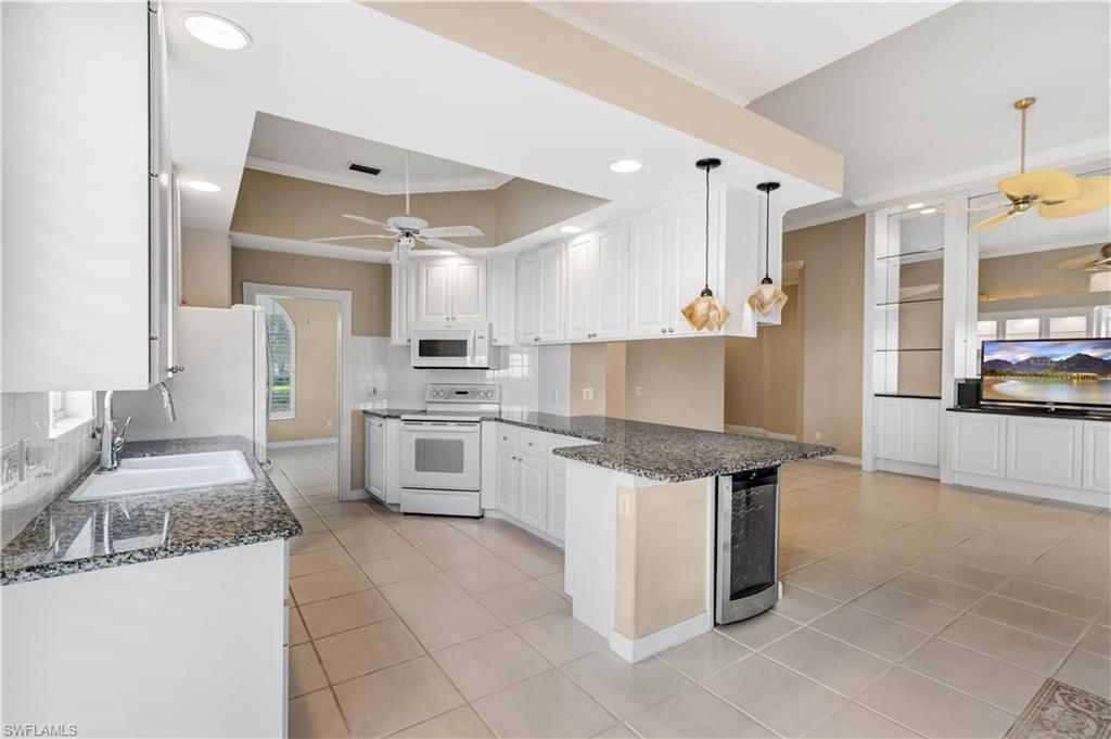 Interior, Kitchen, Pendant Lights, Recessed Lighting