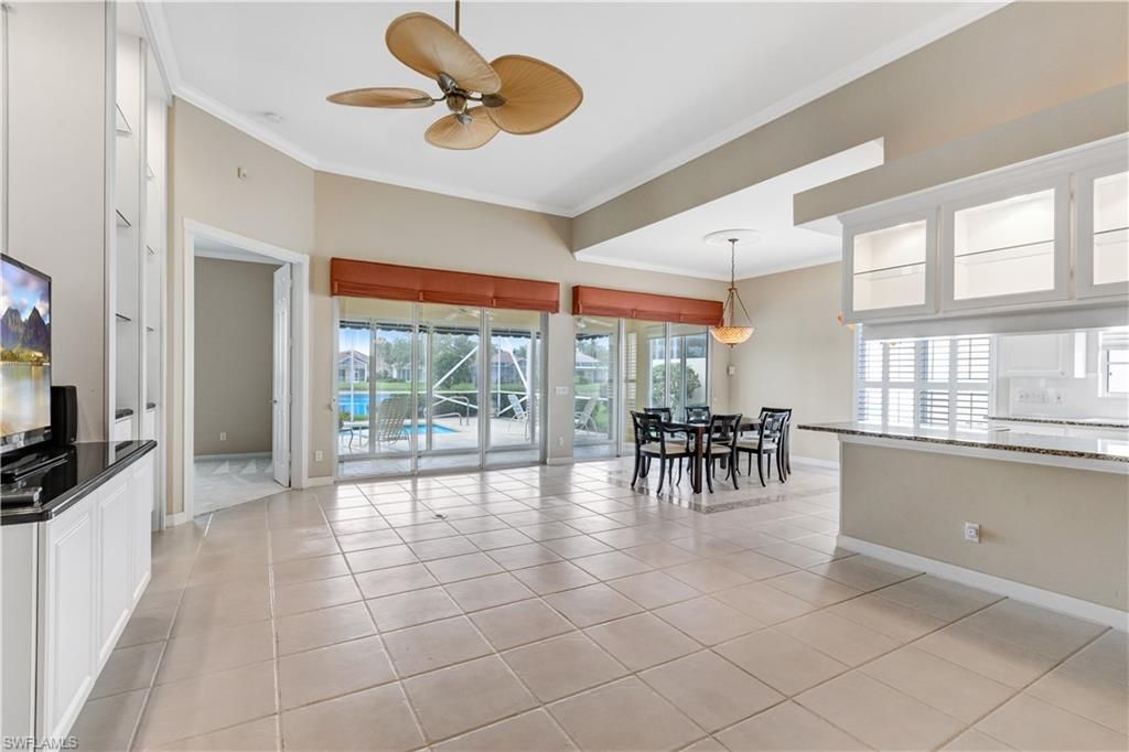 Dining room, Interior, Pendant Lights