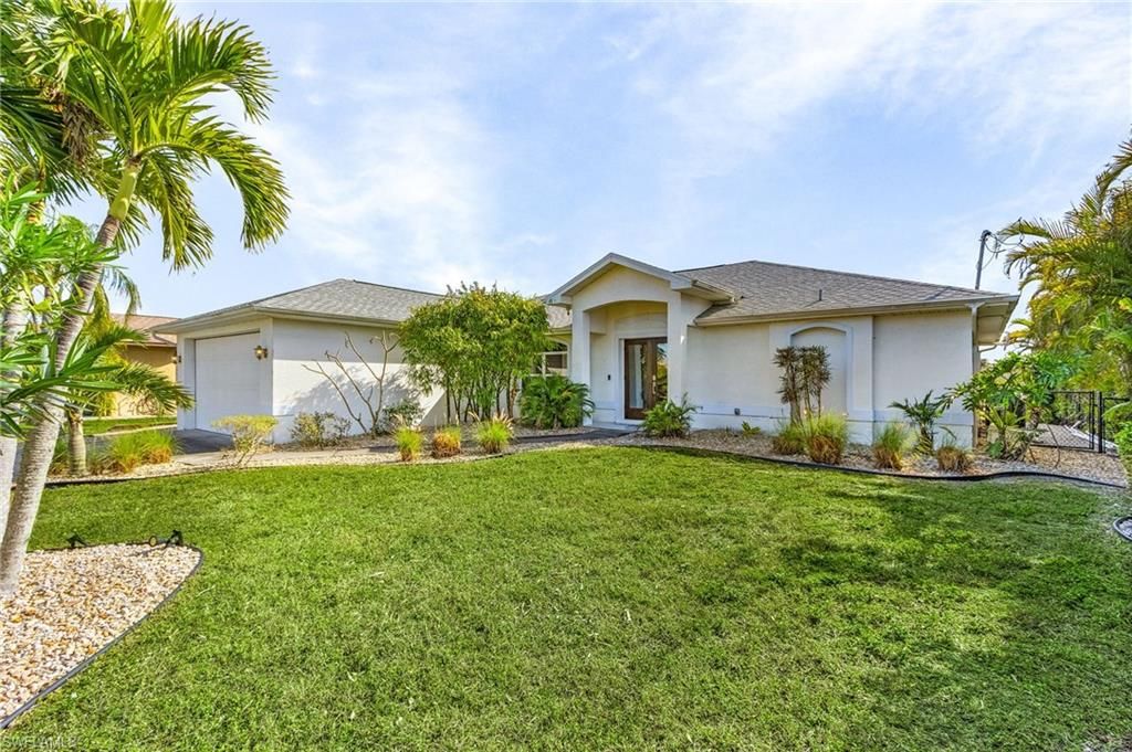 Attached, Backyard, Exterior, Facade, Ranch