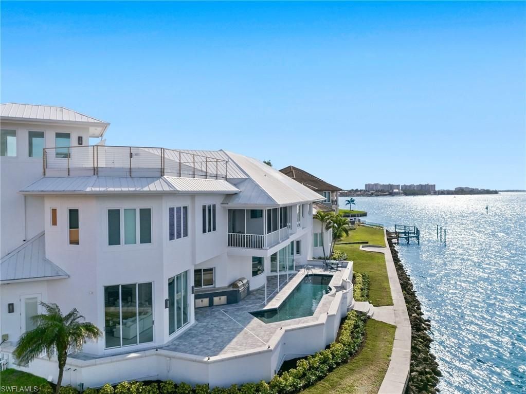 Exterior, Water