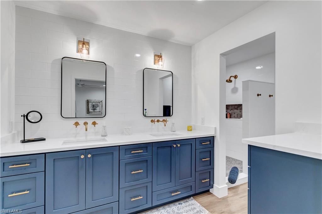 Bathroom, Dual Sink Vanities, Interior, Wood Texture Flooring