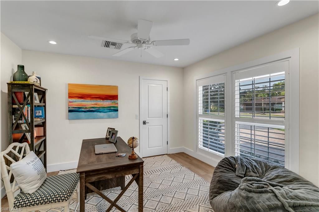 Home Office, Interior, Recessed Lighting, Wood Texture Flooring