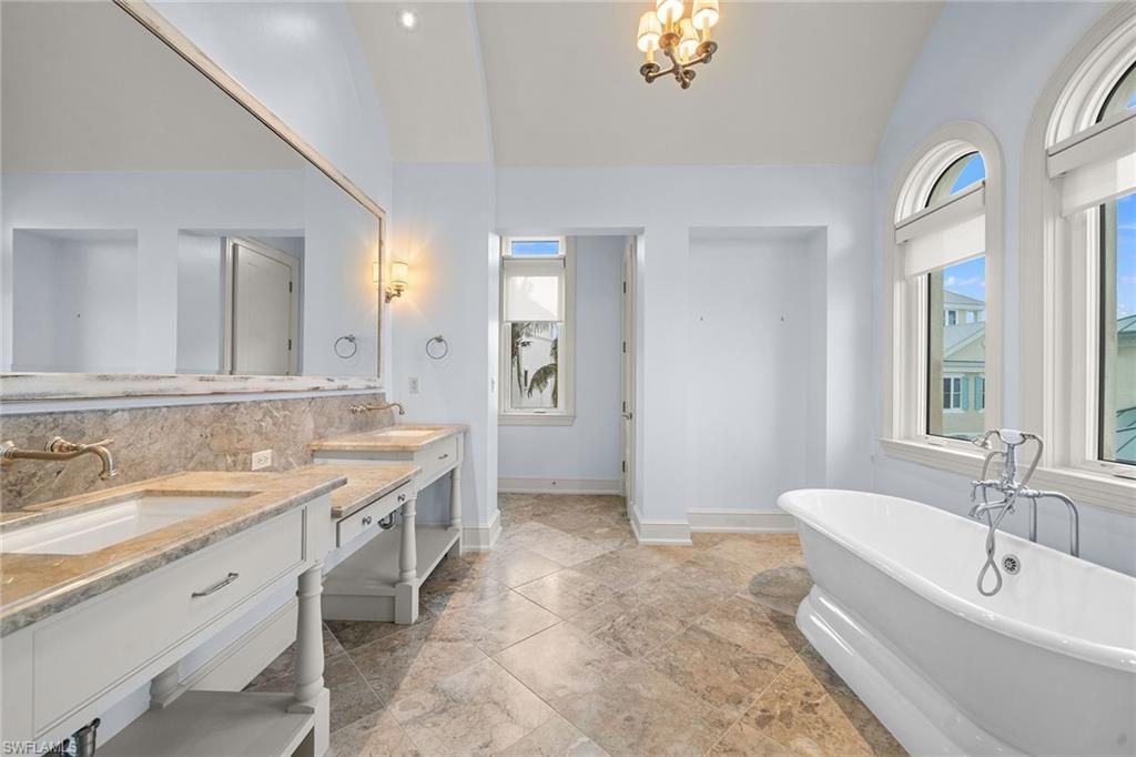 Bathroom, Dual Sink Vanities, Free Standing Baths, Interior