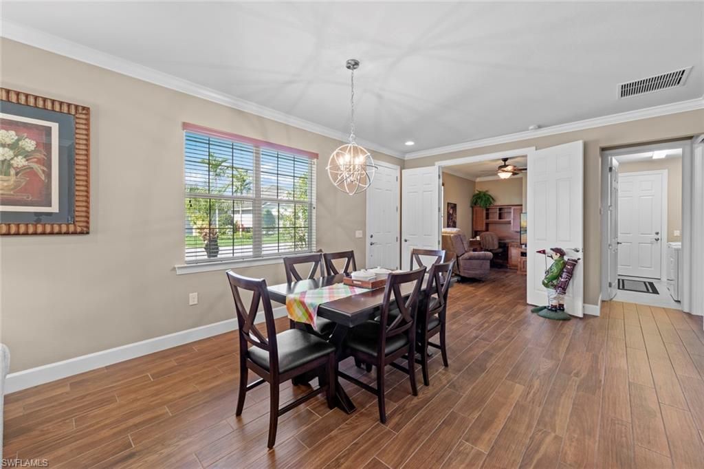 Chandelier, Dining room, Interior, Pendant Lights, Recessed Lighting, Wood Texture Flooring