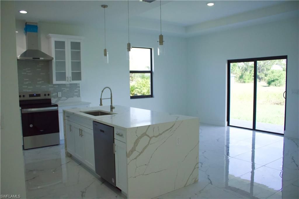 Interior, Kitchen, Marble, Pendant Lights, Recessed Lighting