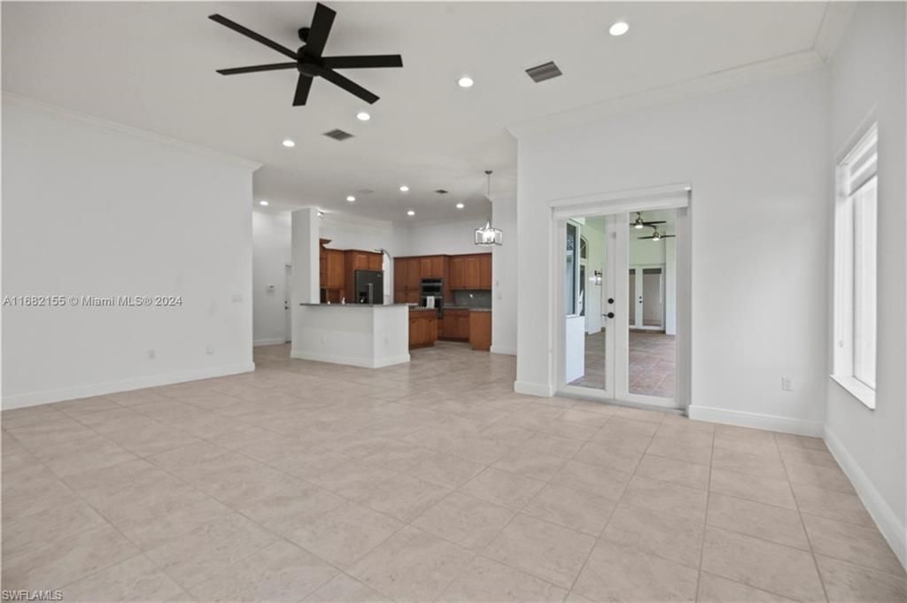 Chandelier, Empty room, Interior, Kitchen, Pendant Lights, Recessed Lighting