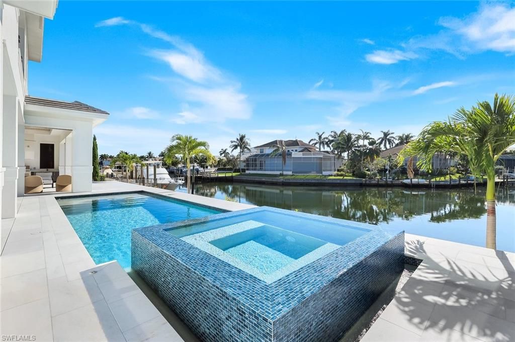 Exterior, Pool, Water