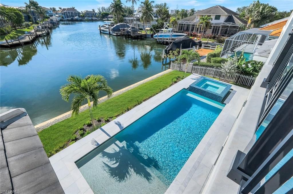 Exterior, Pool, Water