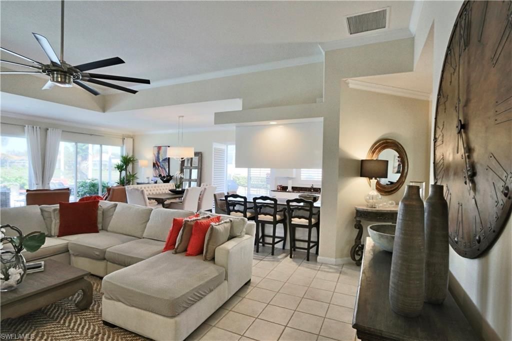 Dining room, Interior, Living room, Pendant Lights, Recessed Lighting