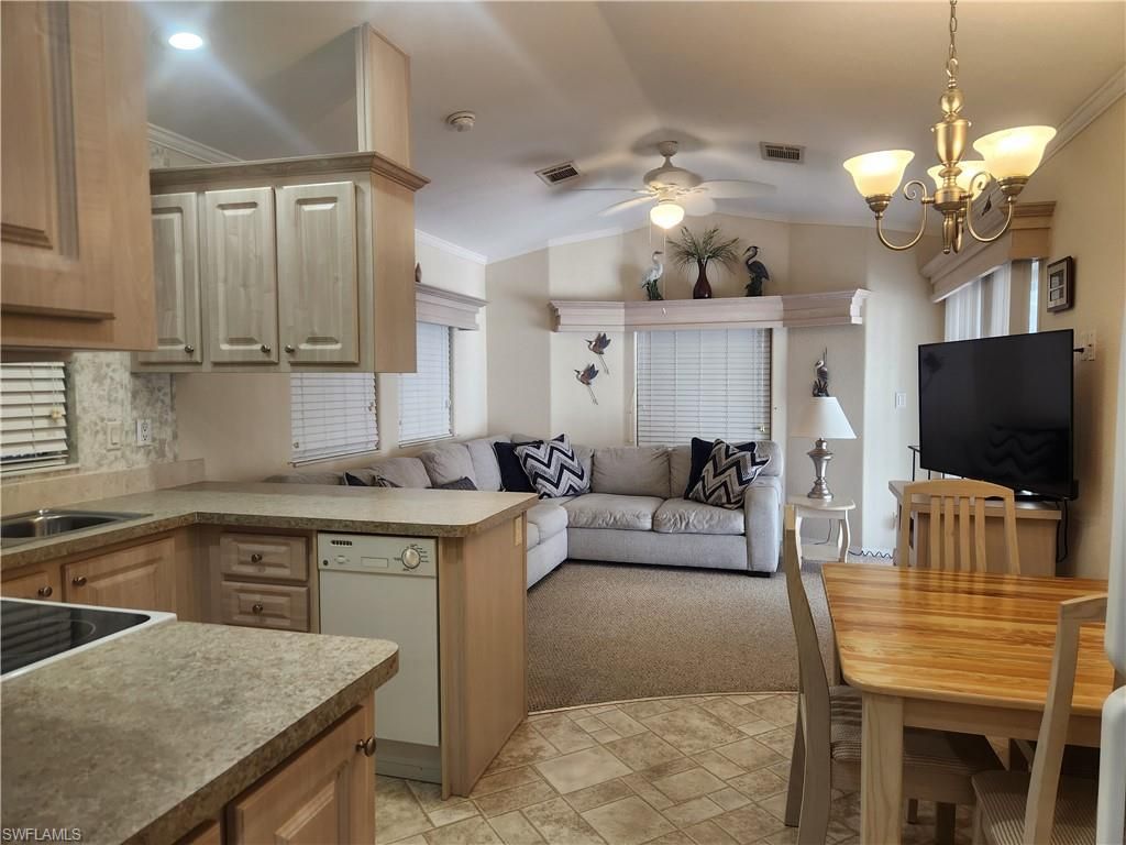 Chandelier, Dining room, Interior, Kitchen, Living room, Recessed Lighting