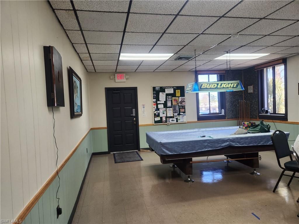 Billiard Table, Game Room, Interior, Recessed Lighting