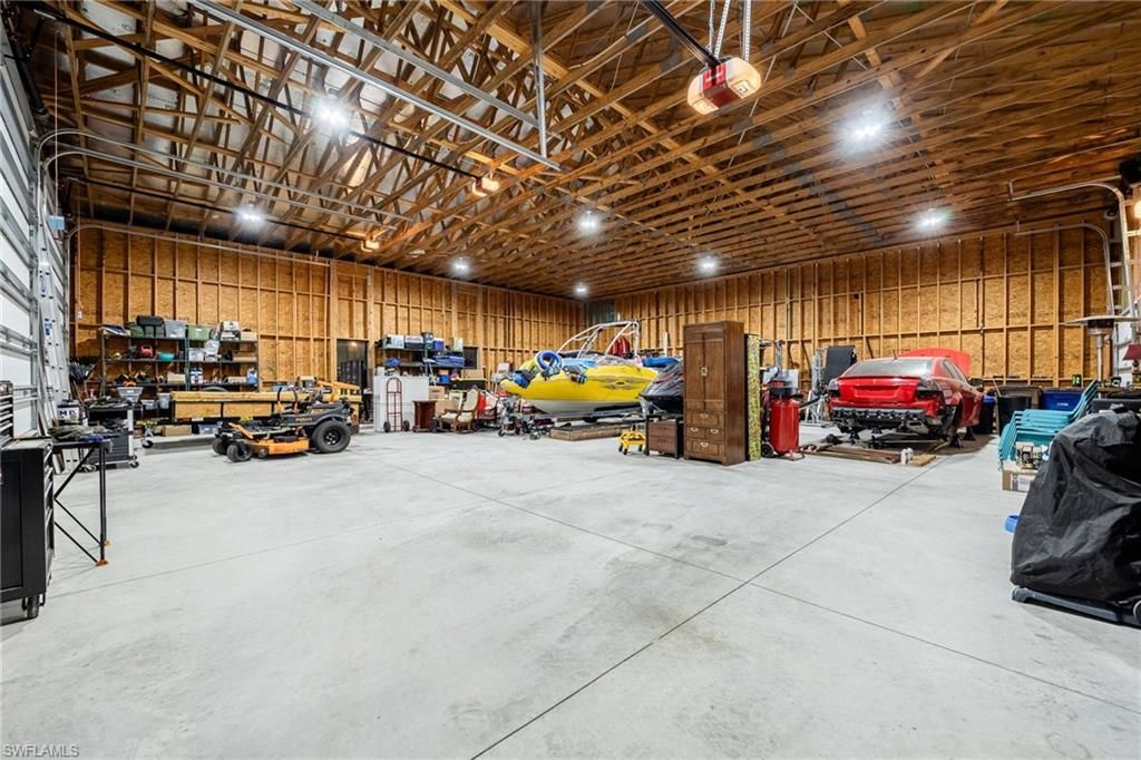 Fitness Equipment, Garage, Interior, Recessed Lighting