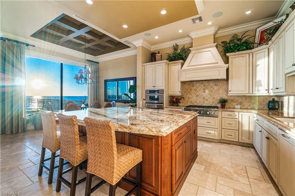 Dining room, Interior, Kitchen, Recessed Lighting, Stainless Steel Appliances, Water