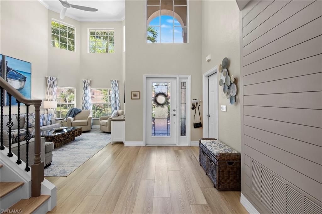 Exterior, Interior, Sun Room