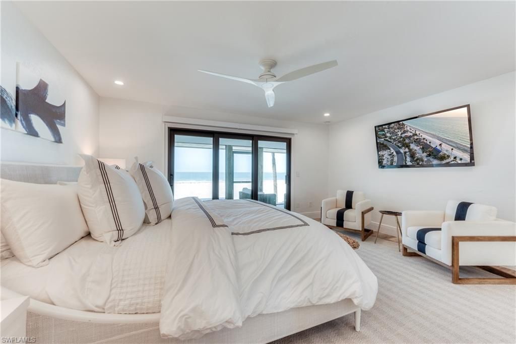 Bedroom, Interior, Recessed Lighting, Water
