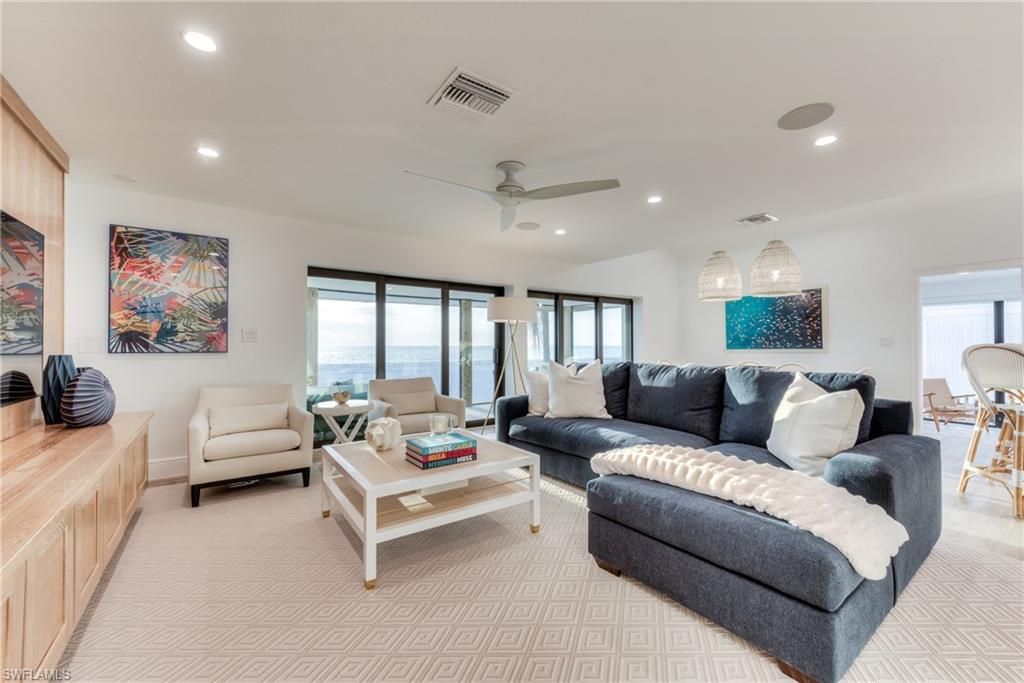 Interior, Living room, Recessed Lighting, Water
