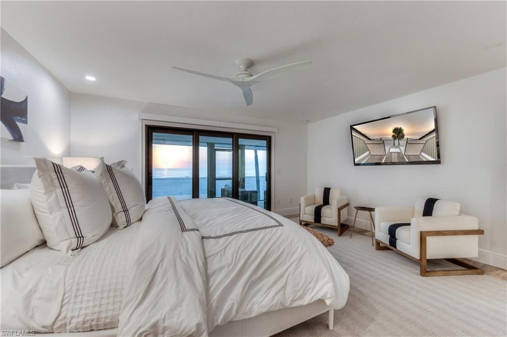 Bedroom, Interior, Recessed Lighting, Water