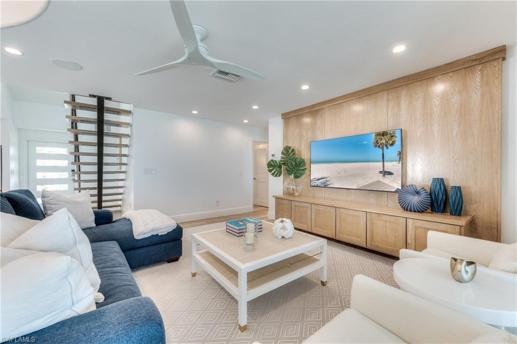 Interior, Living room, Recessed Lighting