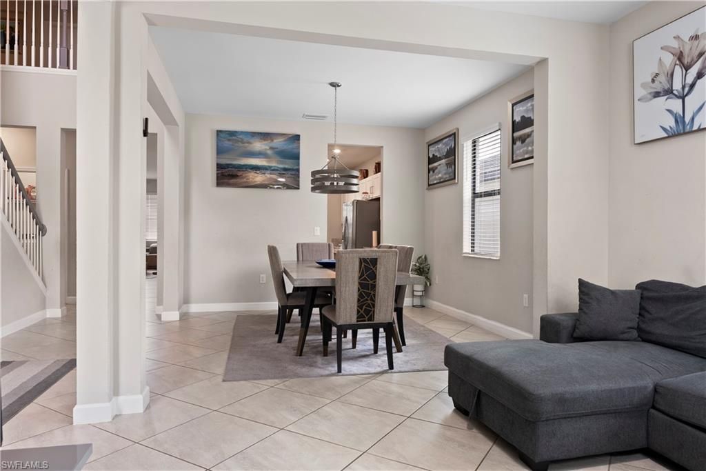 Dining room, Interior, Pendant Lights