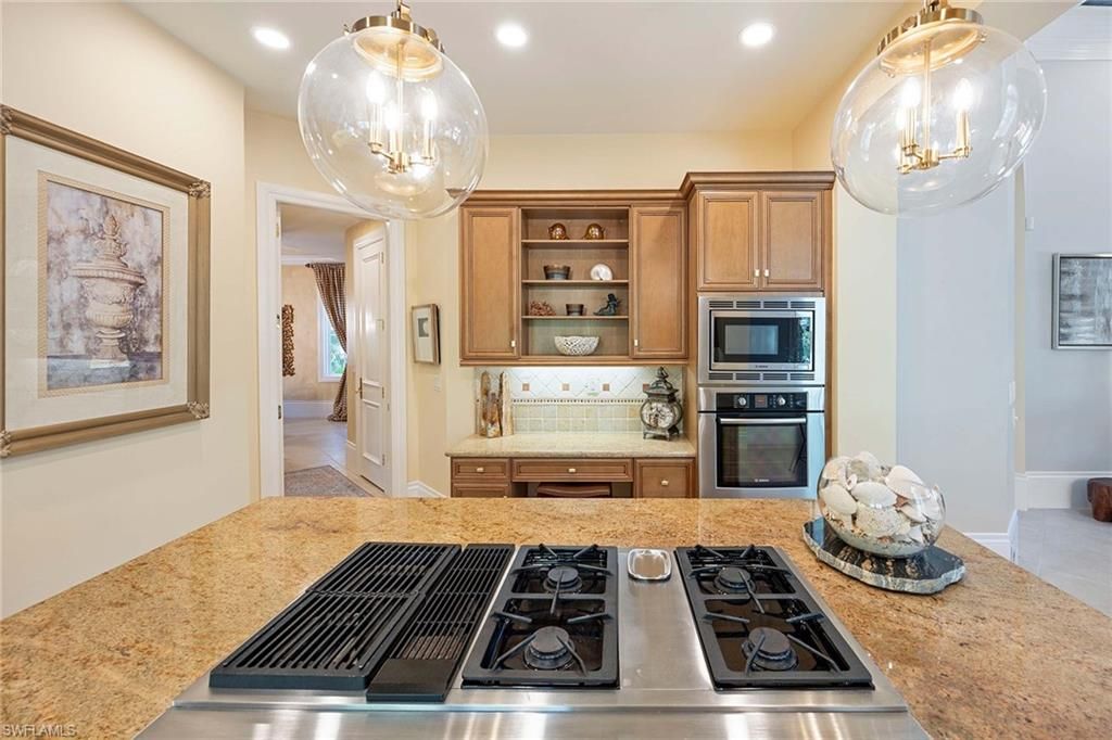 Interior, Kitchen, Pendant Lights, Recessed Lighting, Stainless Steel Appliances