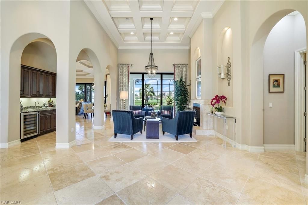 Dining room, Interior, Living room, Pendant Lights, Recessed Lighting