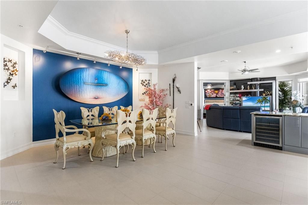 Chandelier, Dining room, Interior, Living room, Recessed Lighting