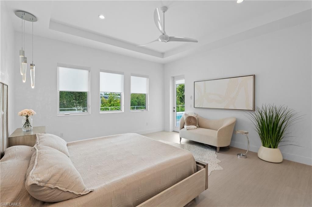Bedroom, Interior, Pendant Lights, Recessed Lighting, Wood Texture Flooring