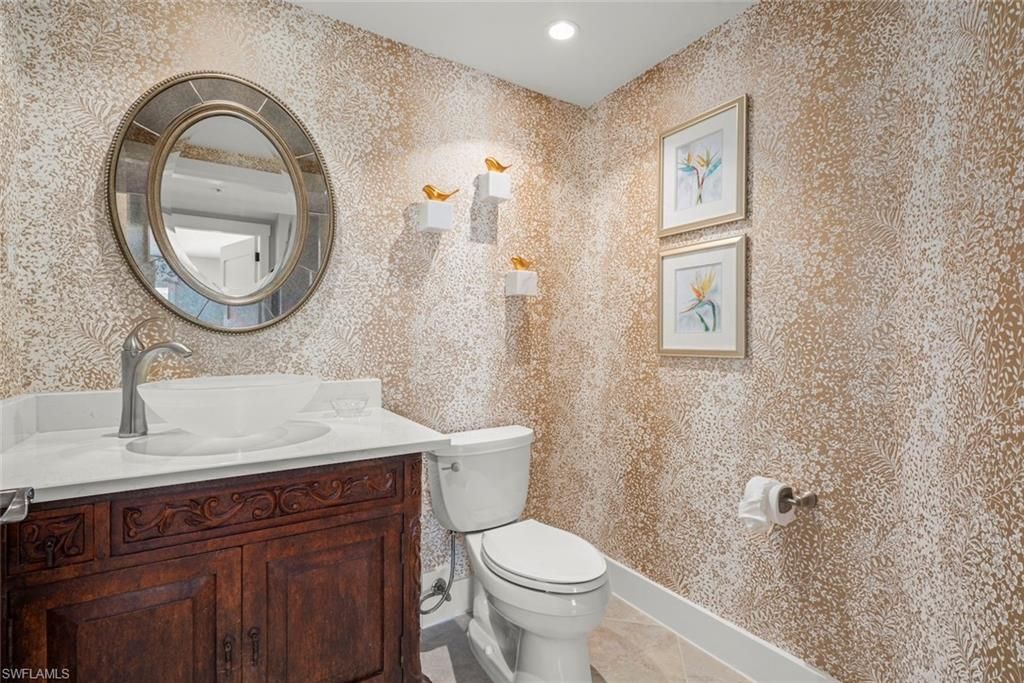 Bathroom, Interior, Recessed Lighting