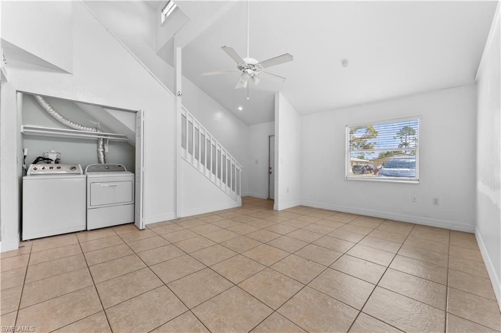 Empty room, Interior, Recessed Lighting, Washer