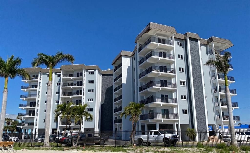 Exterior, Facade, Condo Building