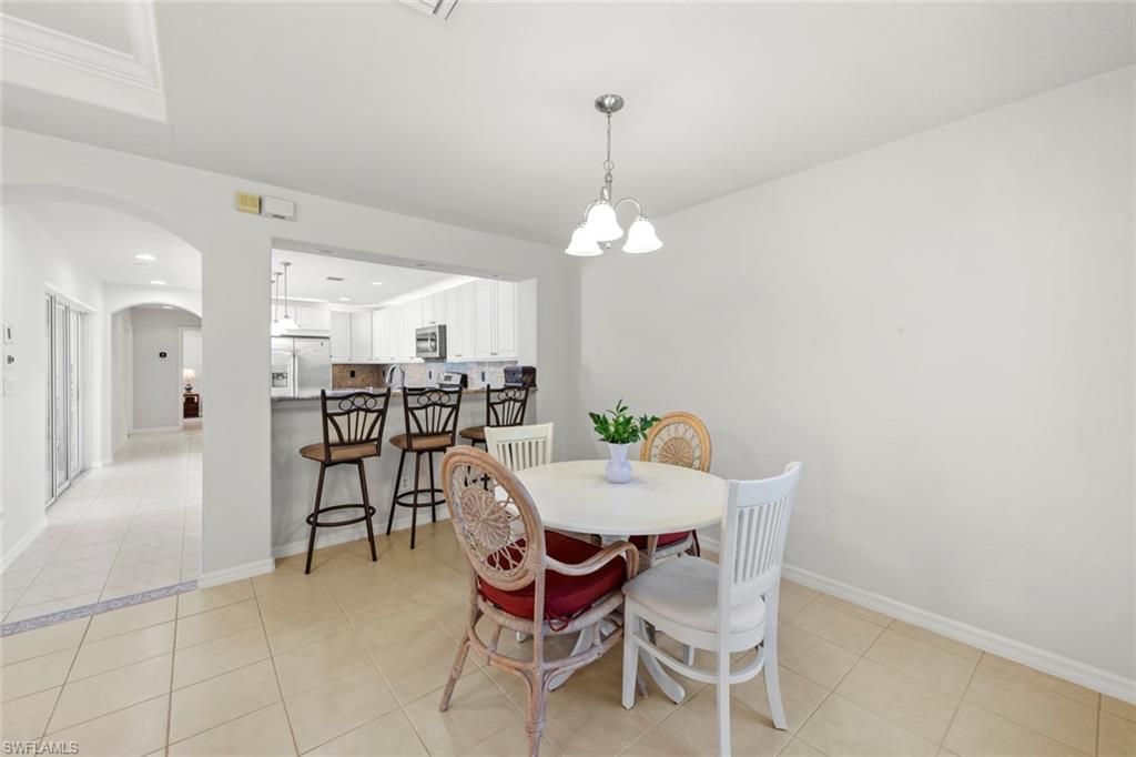 Dining room, Interior, Kitchen, Pendant Lights, Recessed Lighting