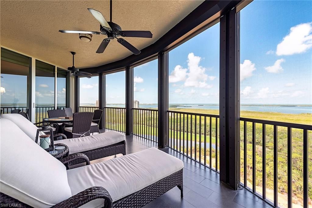 Interior, Sun Room, Water