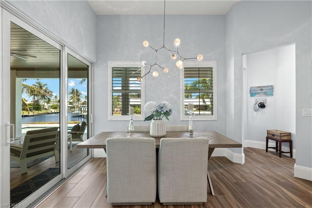 Dining room, Interior, Pendant Lights, Water, Wood Texture Flooring