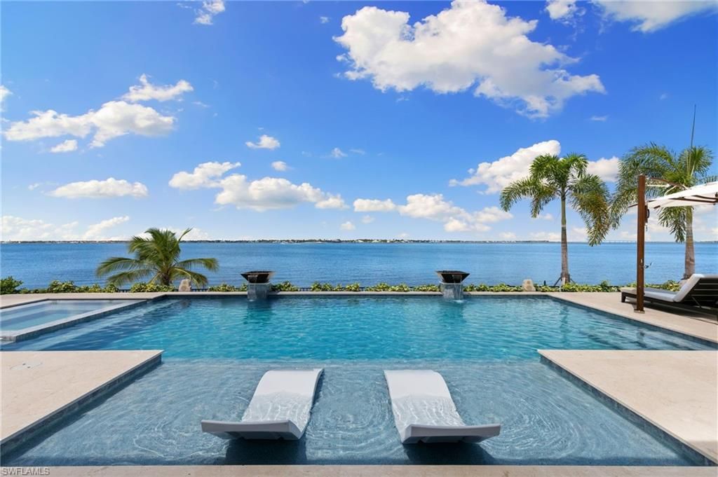 Exterior, Pool, Water