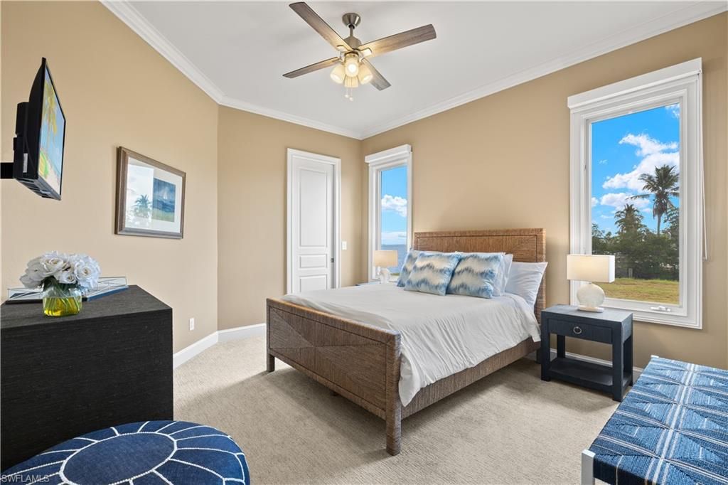 Bedroom, Interior, Water