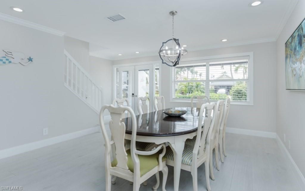 Chandelier, Dining room, Interior, Recessed Lighting