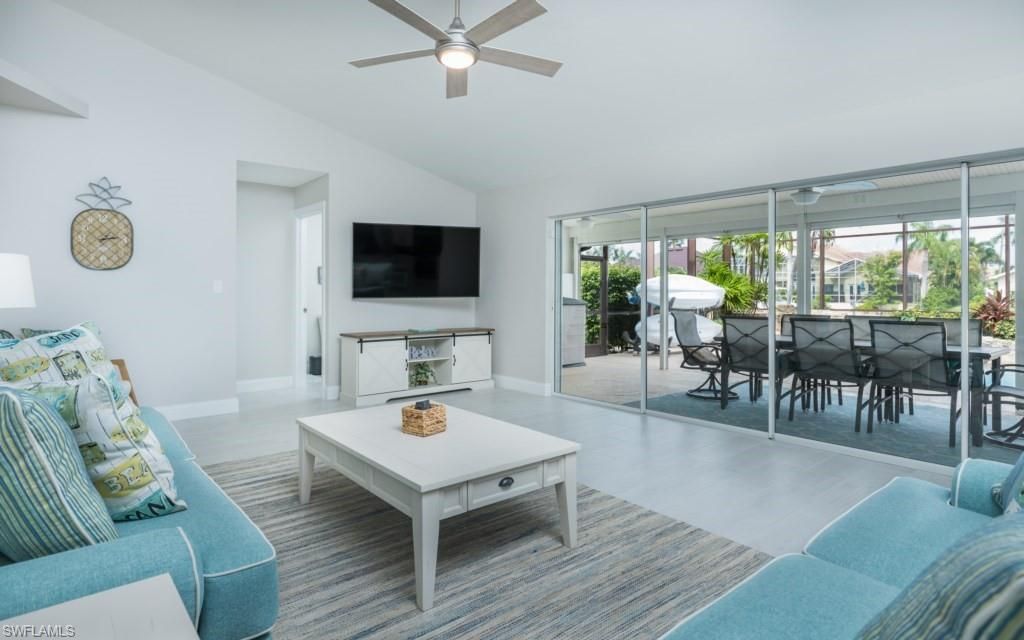 Dining room, Interior, Living room