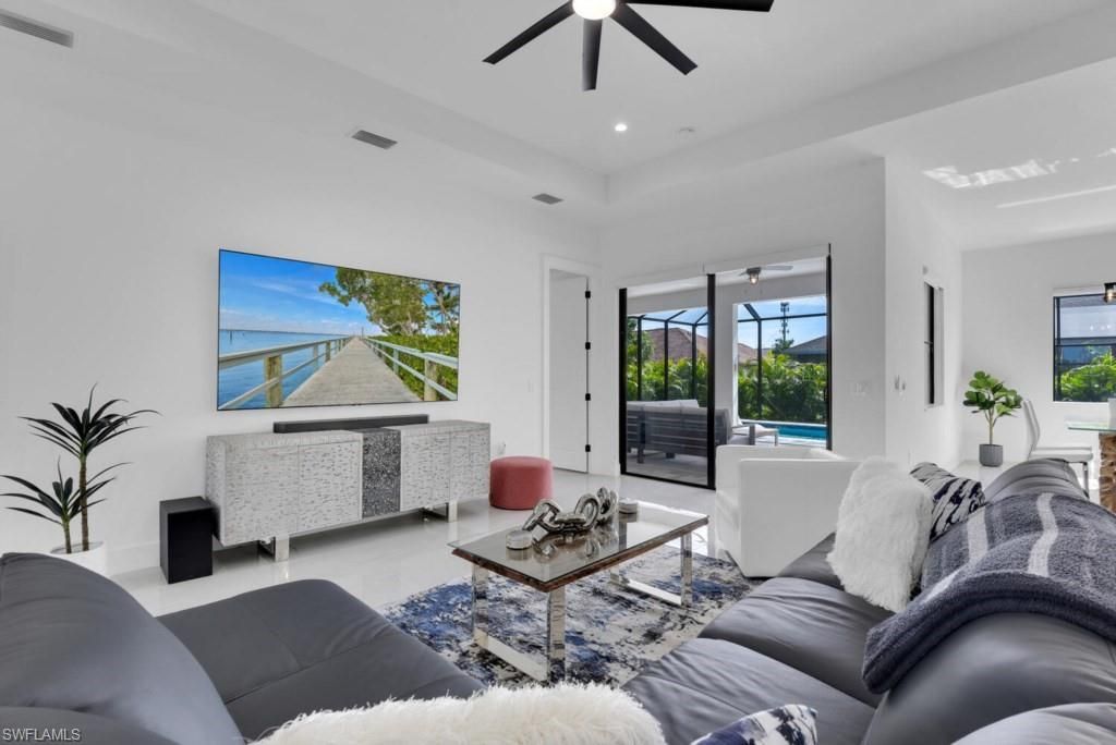 Interior, Living room, Recessed Lighting