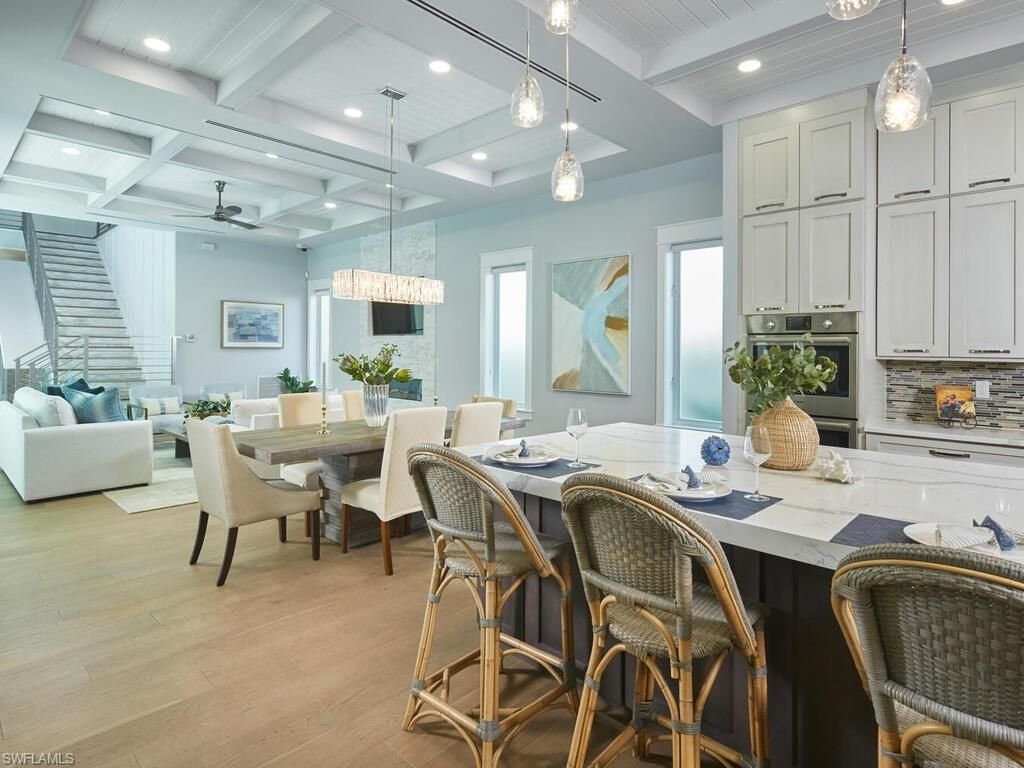 Dining room, Interior, Kitchen, Living room, Pendant Lights, Recessed Lighting, Wood Texture Flooring