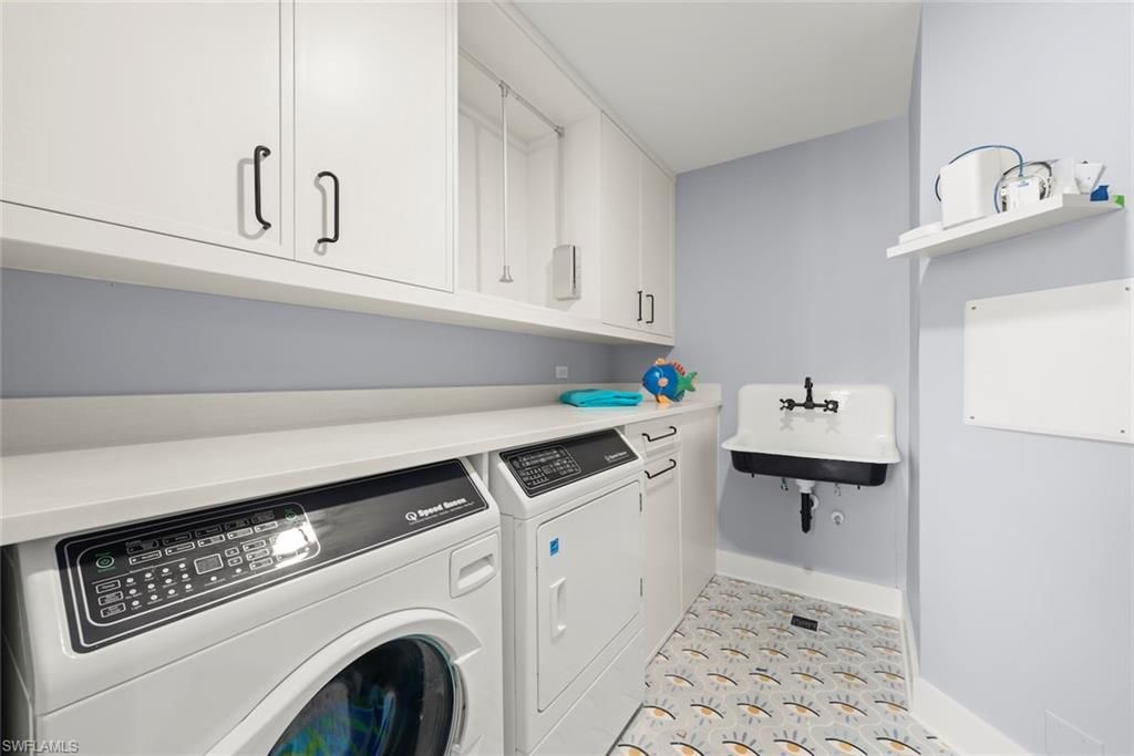 Interior, Washer