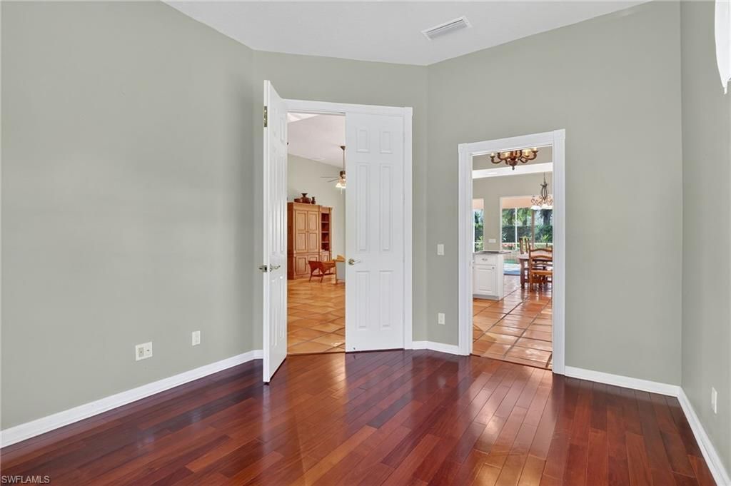 Chandelier, Empty room, Interior, Pendant Lights, Wood Texture Flooring