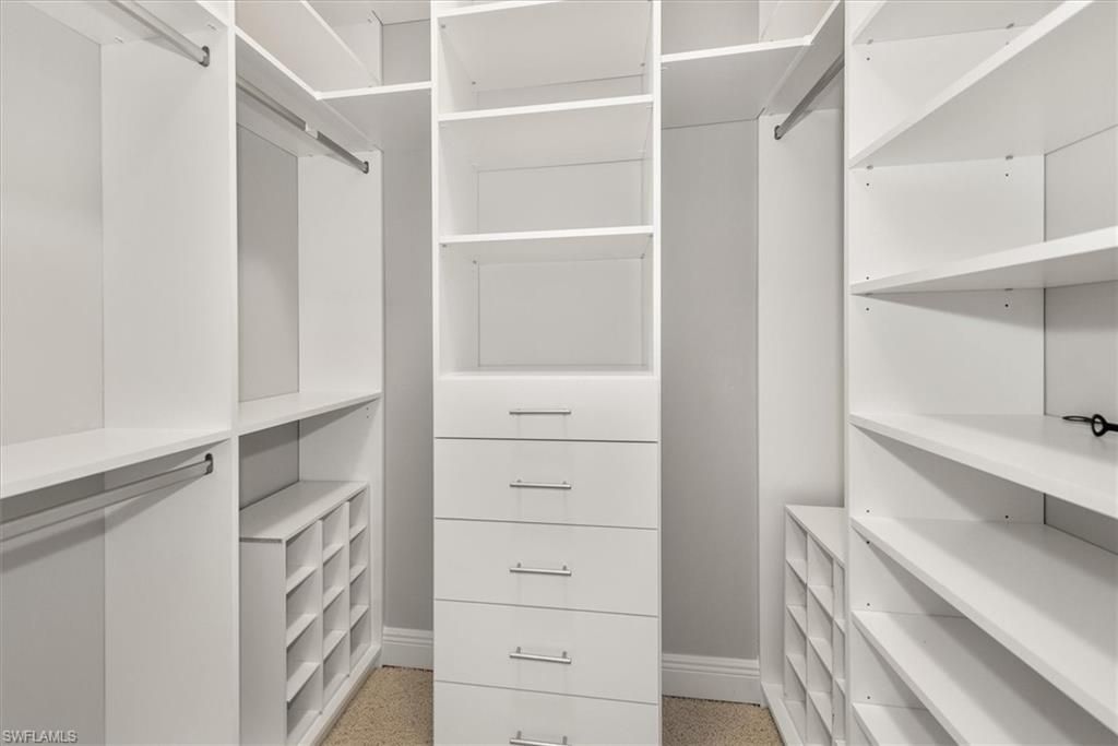 Interior, Walk-in Closets